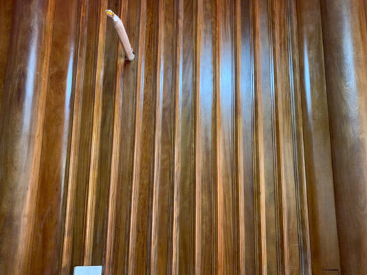 làm nhà gỗ có cần xem tuổi không